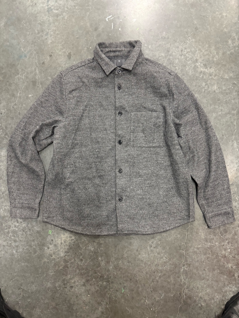 H&M Men’s Charcoal Grey Herringbone Twill Fleece Shirt Jacket / Shacket Large
